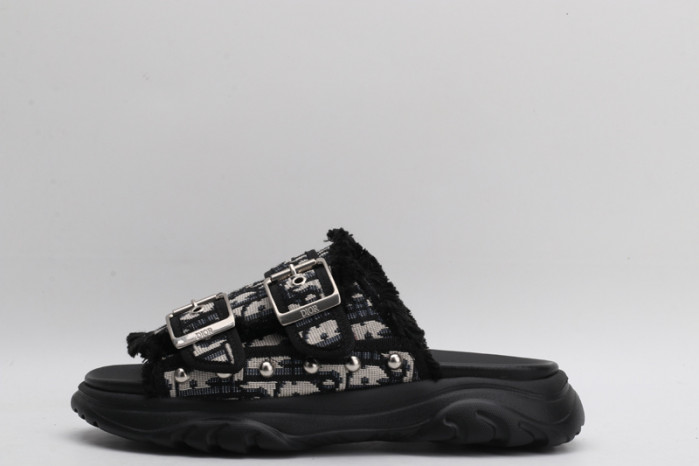 Dio*r sandal10