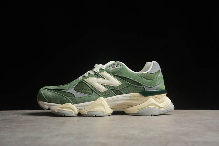 NEW BALANCE 9060  NB000033