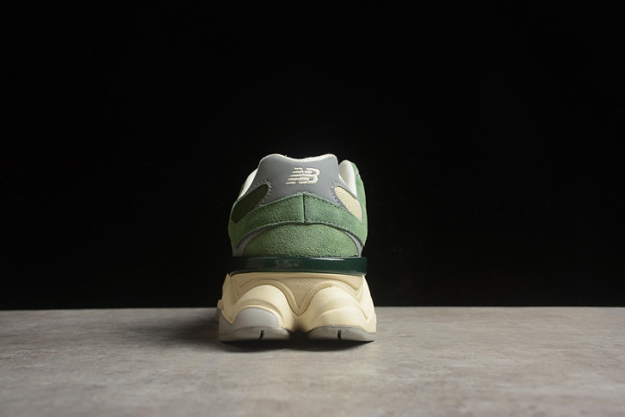 NEW BALANCE 9060  NB000033