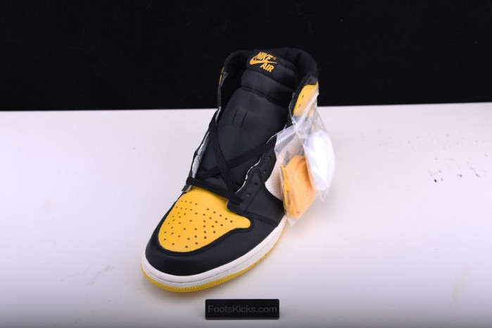 Air Jordan 1 Yellow Toe AR1020-700