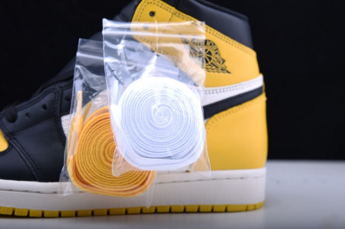 Air Jordan 1 Yellow Toe AR1020-700