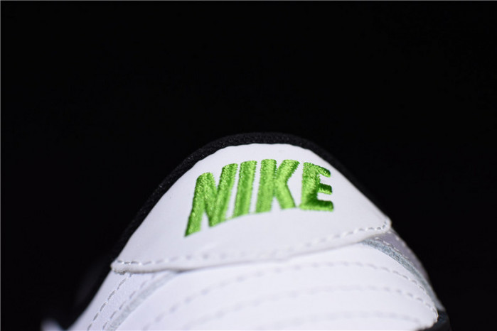 Nike SB Dunk Low Panda Pigeon BV1310-013