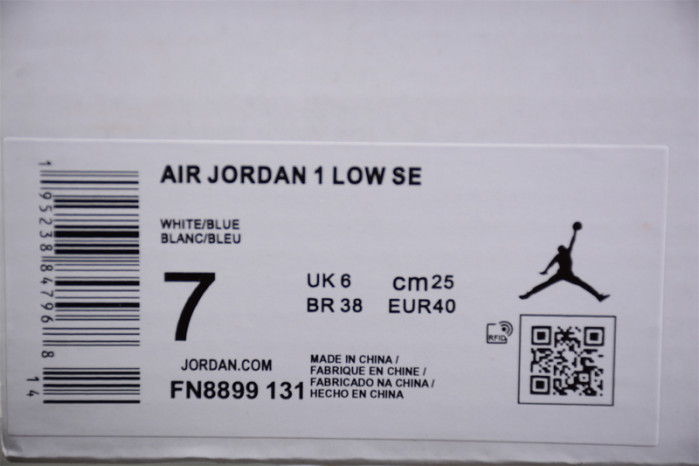 Air Jordan 1 Low SE Emerald Rise FN8899-131