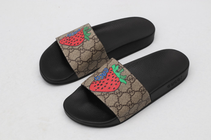 Gucc* Sandal14