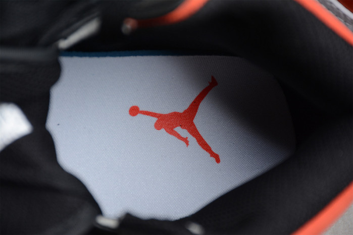 Air  Jordan 1 Mid Zig Zag DN4929-100