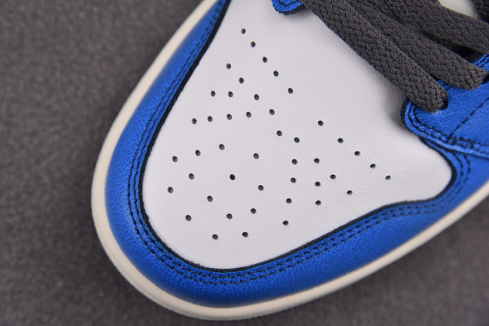 Air Jordan 1 Low SE Flight Vintage FV8439-104