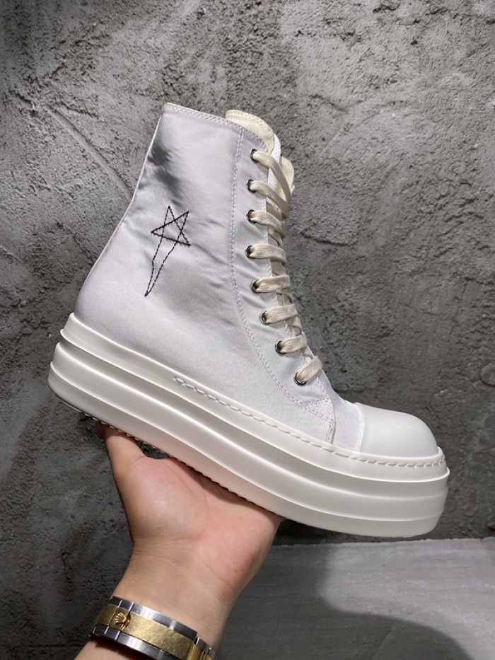 Rick Owe*  R000004