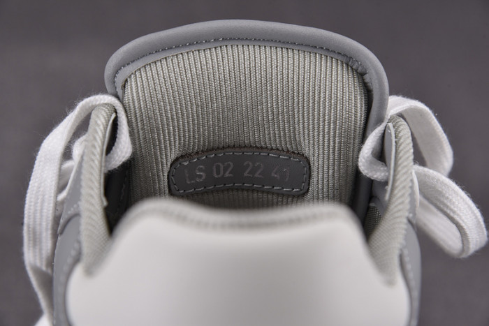 DIO* SNEAKERS B27 T0000-043