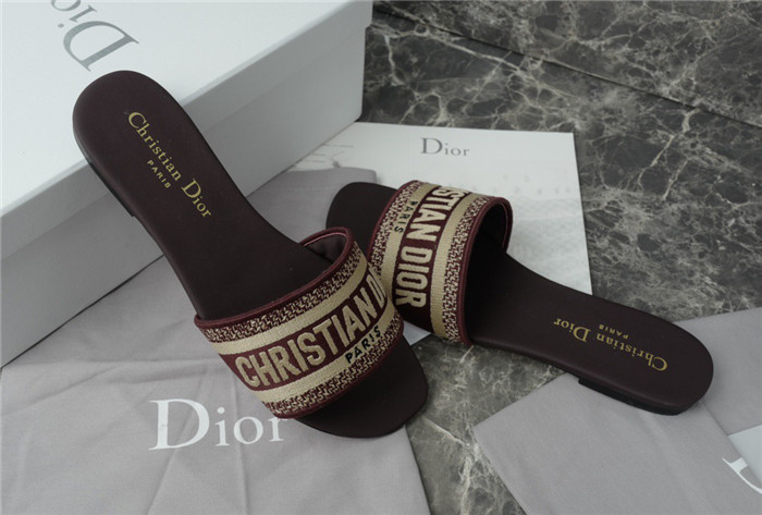Dio*r sandal4