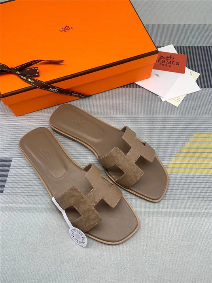 Herme* Sandal32