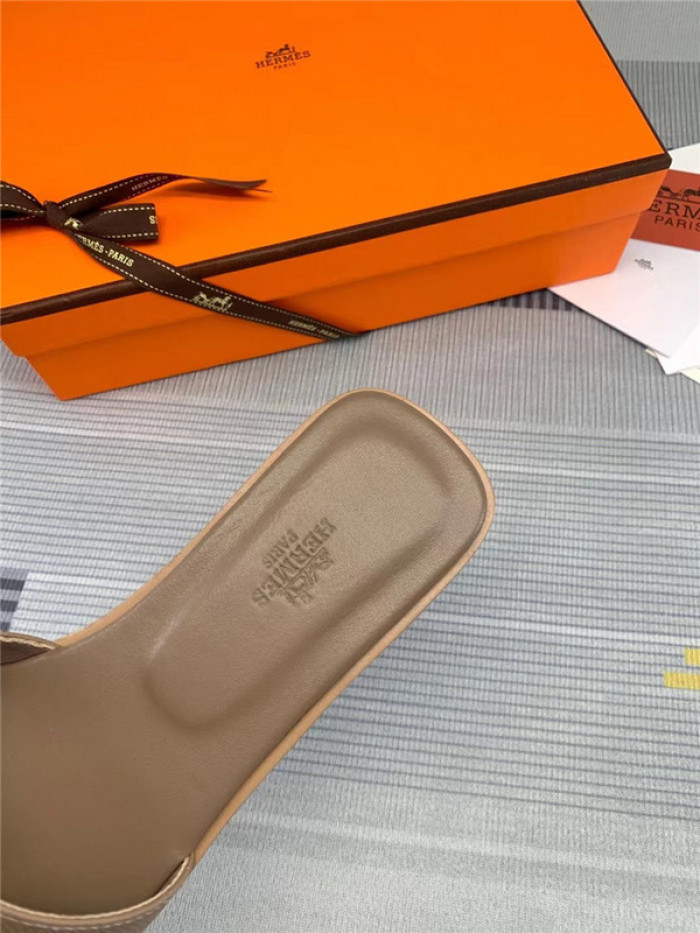 Herme* Sandal32