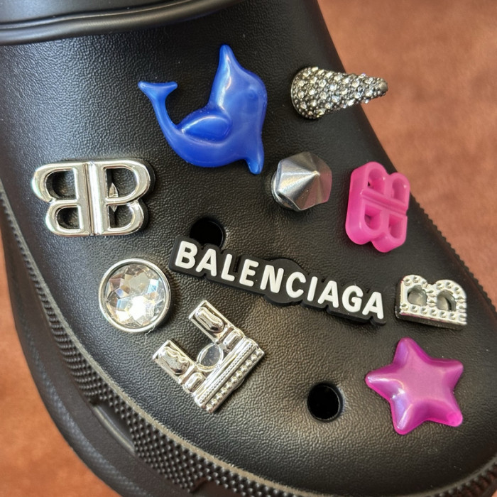 BALENCIAG* Crocs 56