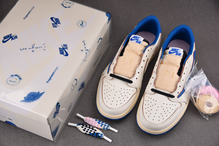 Travis Scott x Fragment x Air Jordan 1 Low OG DM7866-104