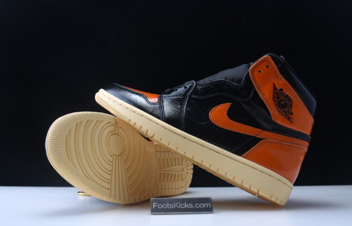Air Jordan 1 Shattered Backboard 3.0 555088-028