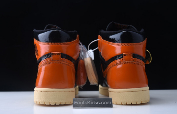 Air Jordan 1 Shattered Backboard 3.0 555088-028
