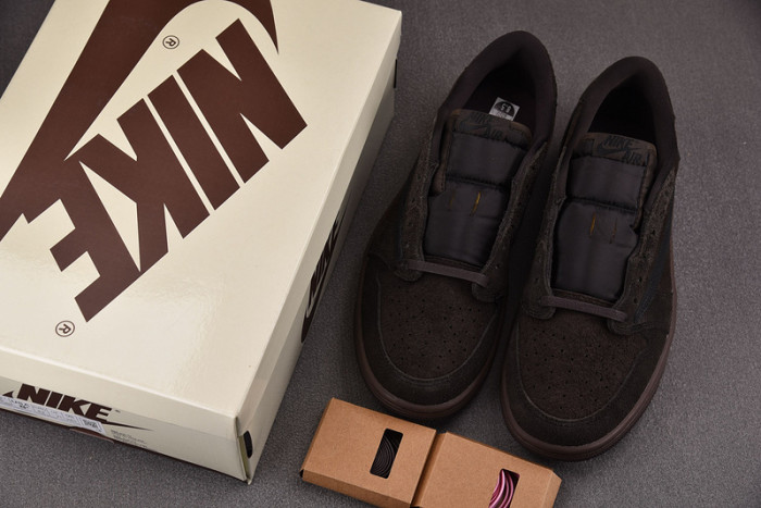 Travis Scott x Air Jordan 1 Low OG Velvet Brown DM7866-202