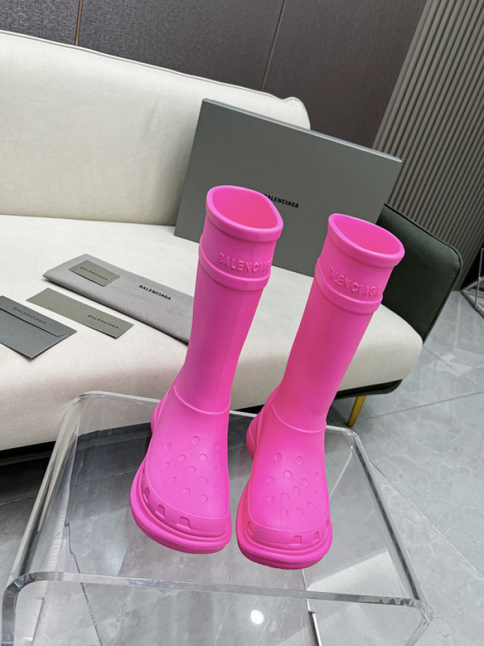 BALENCIAG* CROCS BOOT 5000093
