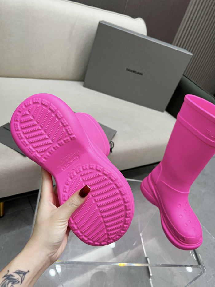 BALENCIAG* CROCS BOOT 5000093