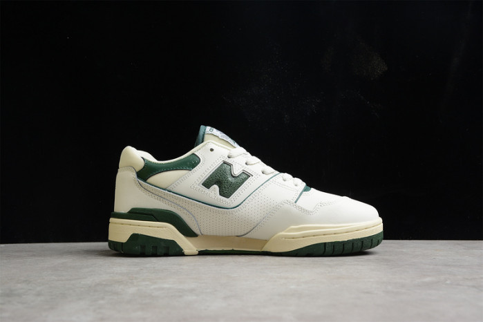 NEW BALANCE 550 NB000001