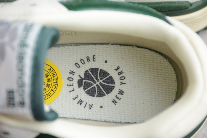 NEW BALANCE 550 NB000001