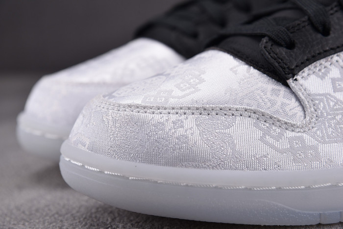 CLOT x fragment x Nike Dunk Low FN0315-110