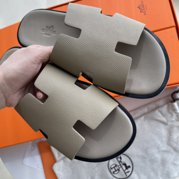 Herme* Sandal57