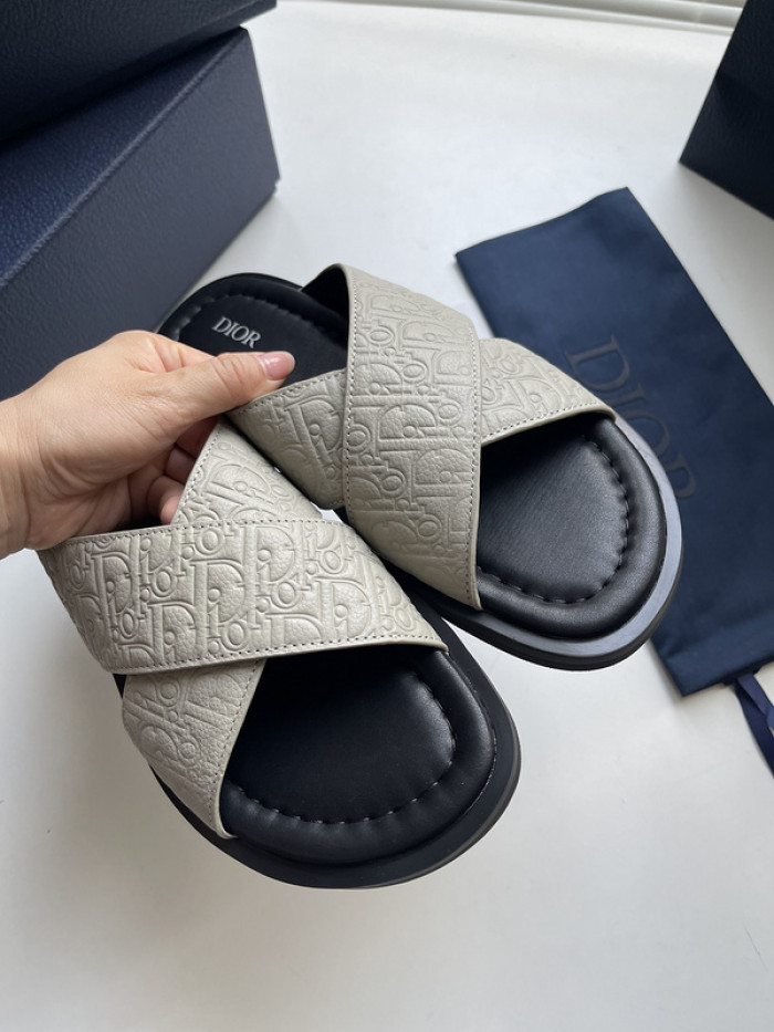 Dio*r sandal 46