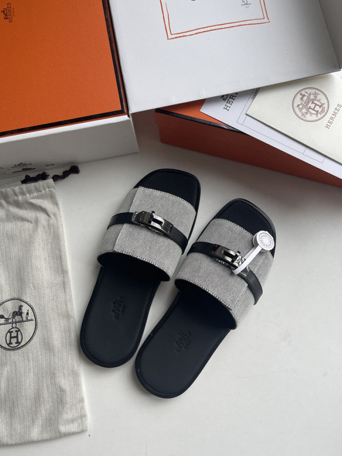 Herme* Sandal100