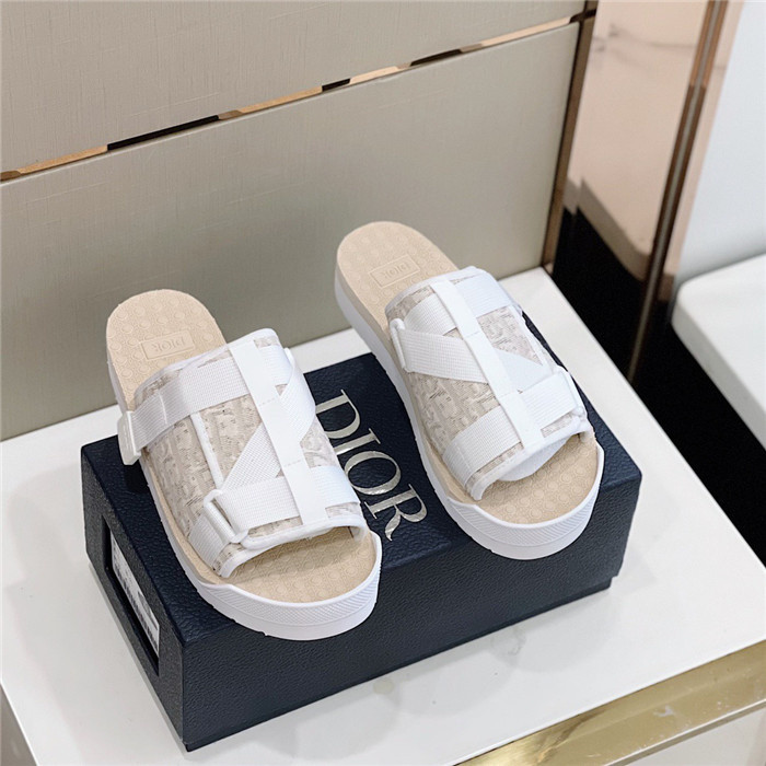 Dio*r sandal24