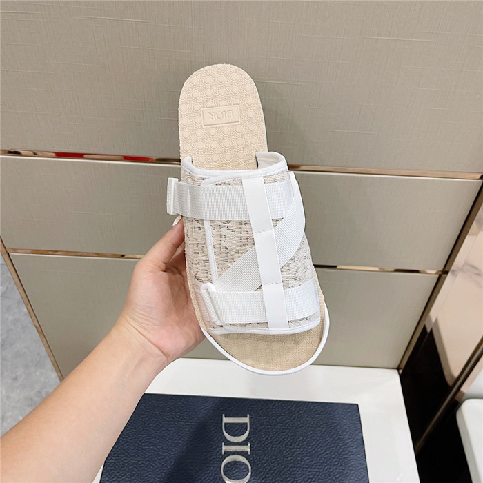 Dio*r sandal24