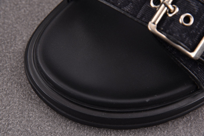 Dio*r sandal 54