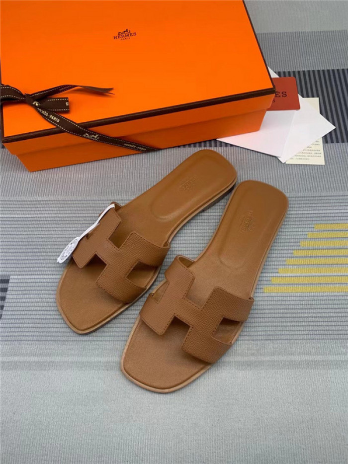Herme* Sandal33