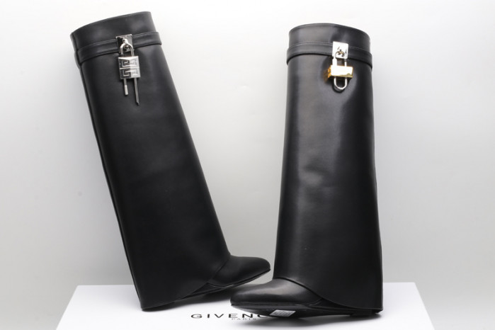 GIVENCHY leather boots GC000005