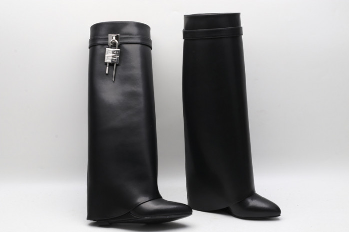 GIVENCHY leather boots GC000005