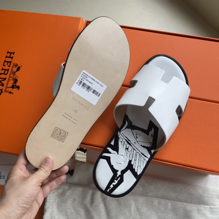 Herme* Sandal70