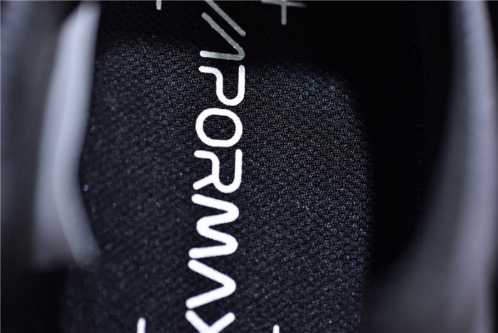 Air VaporMax 2019 Throwback Future  AR6631-001