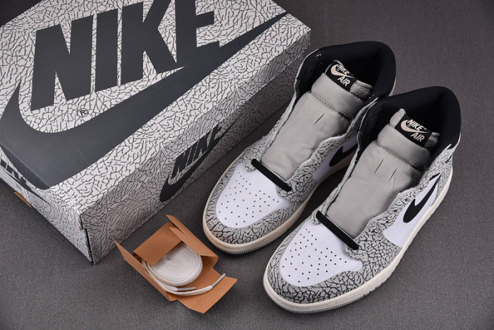 Air Jordan 1 White Cement DZ5485-052
