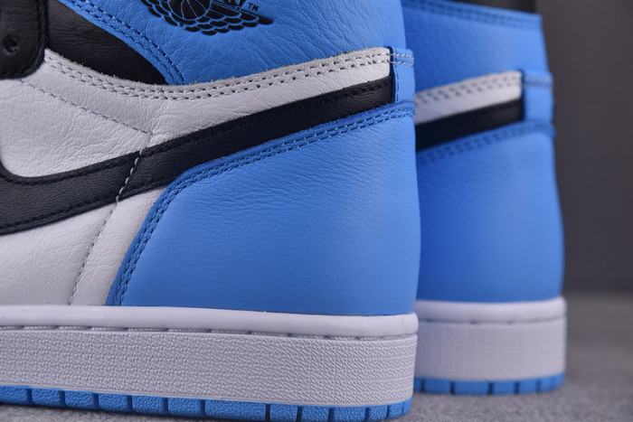 Air Jordan 1 High OG University Blue DZ5485-400