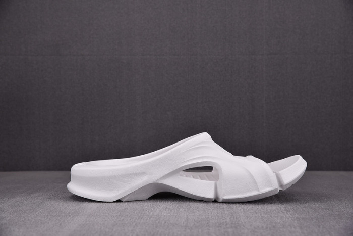 Balenciag* Sandal15