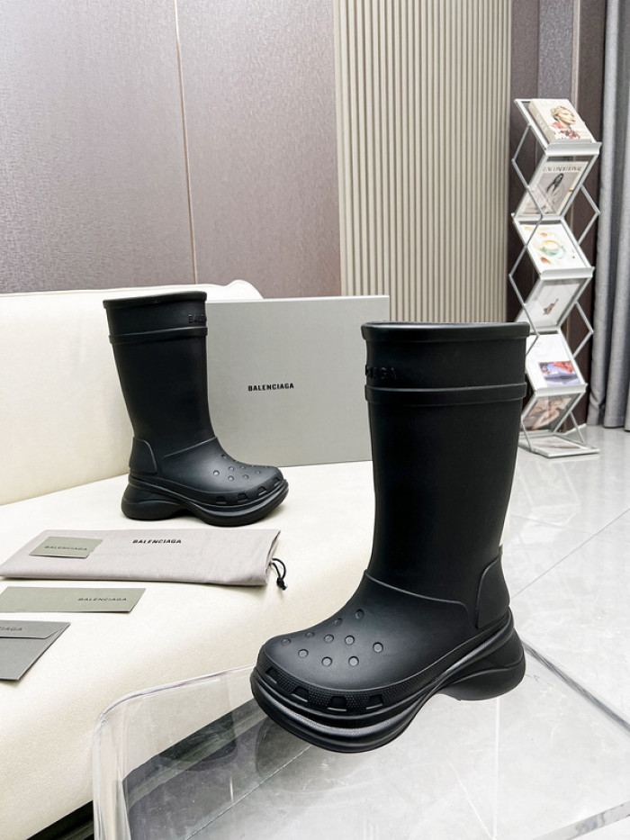 BALENCIAG* CROCS BOOT 5000094