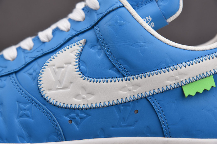 NIKE LOW AIR FORCE 1 X  light bule