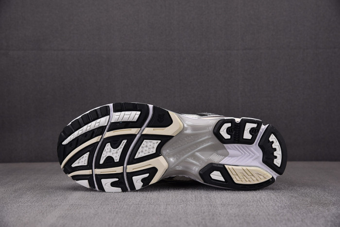 Asics Gel-Kayano 14 1201A019-108