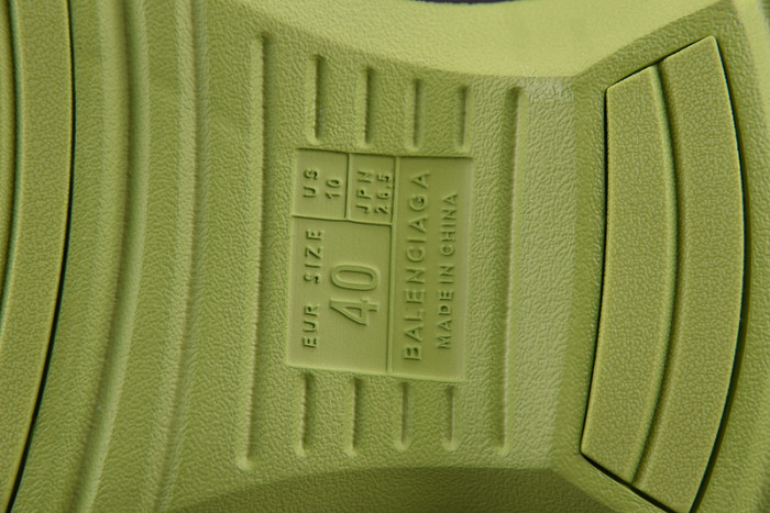 Balenciag* Sandal 20