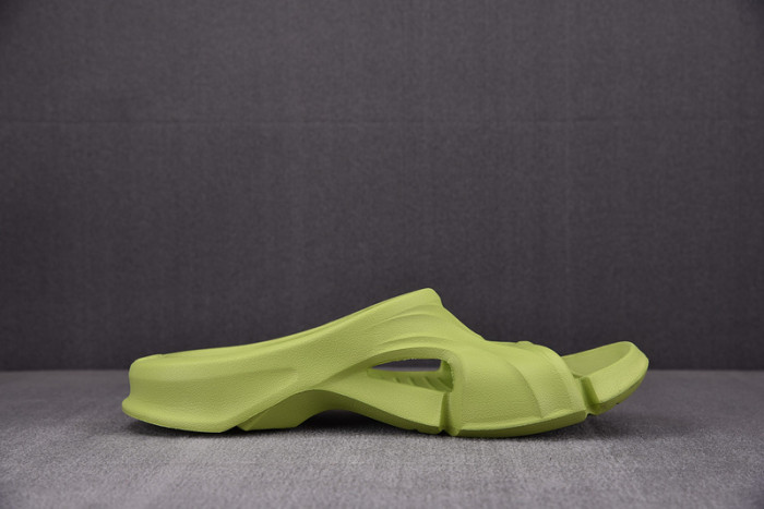 Balenciag* Sandal 20