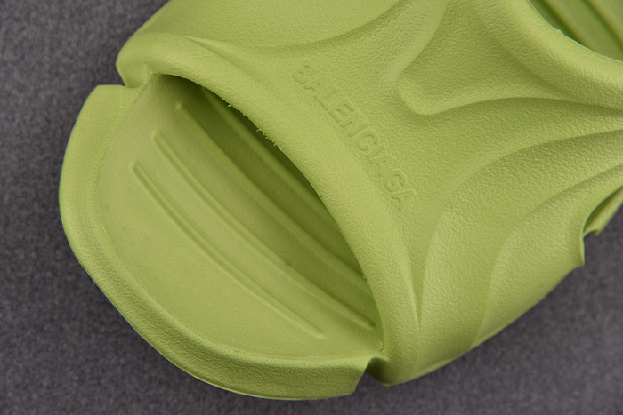 Balenciag* Sandal 20