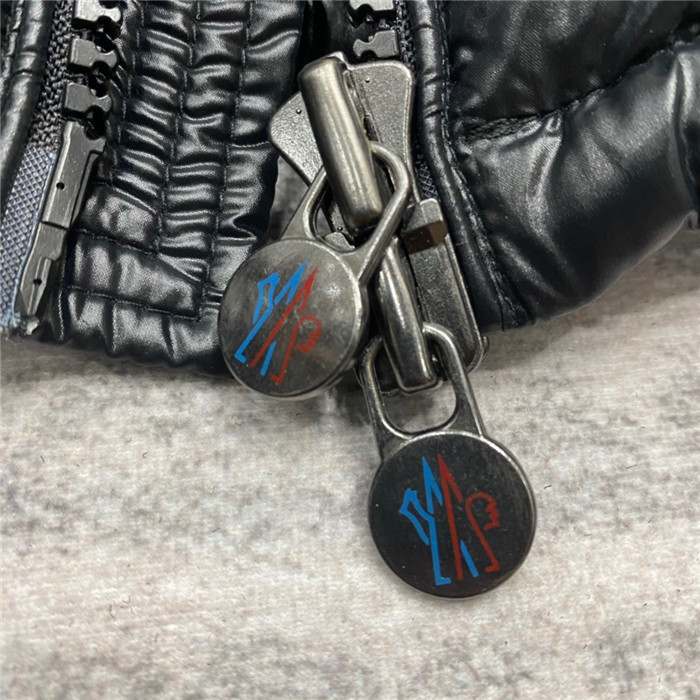 Moncler Down Jacket 35
