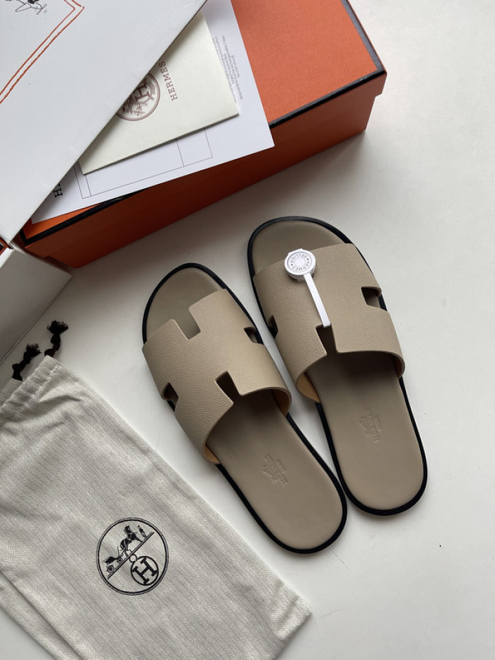 Herme* Sandal77