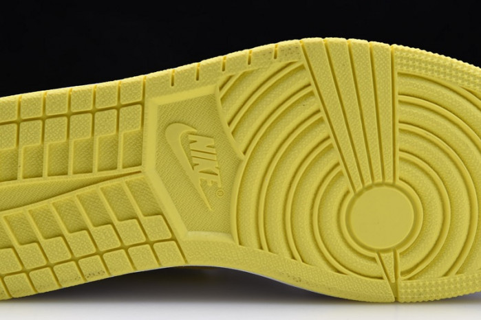 Air Jordan 1 First Class Flight 555088-170