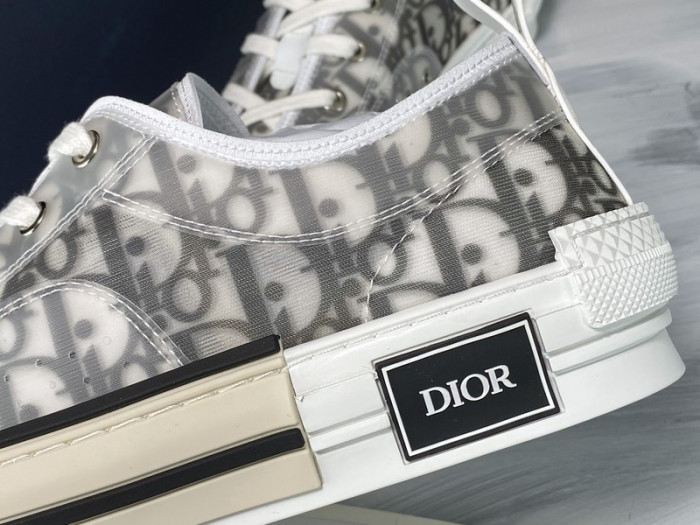 B23 Oblique  low  Sneakers T004801-1068