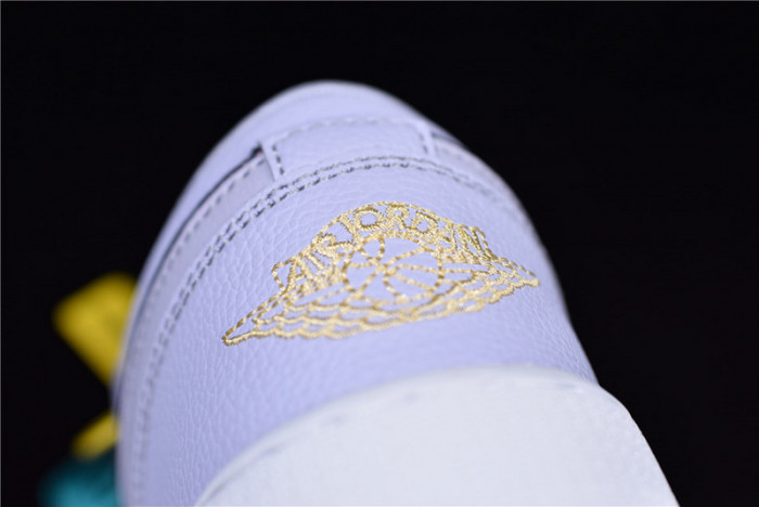 Jordan 1 Low Oxygen Purple (GS)  554723-505
